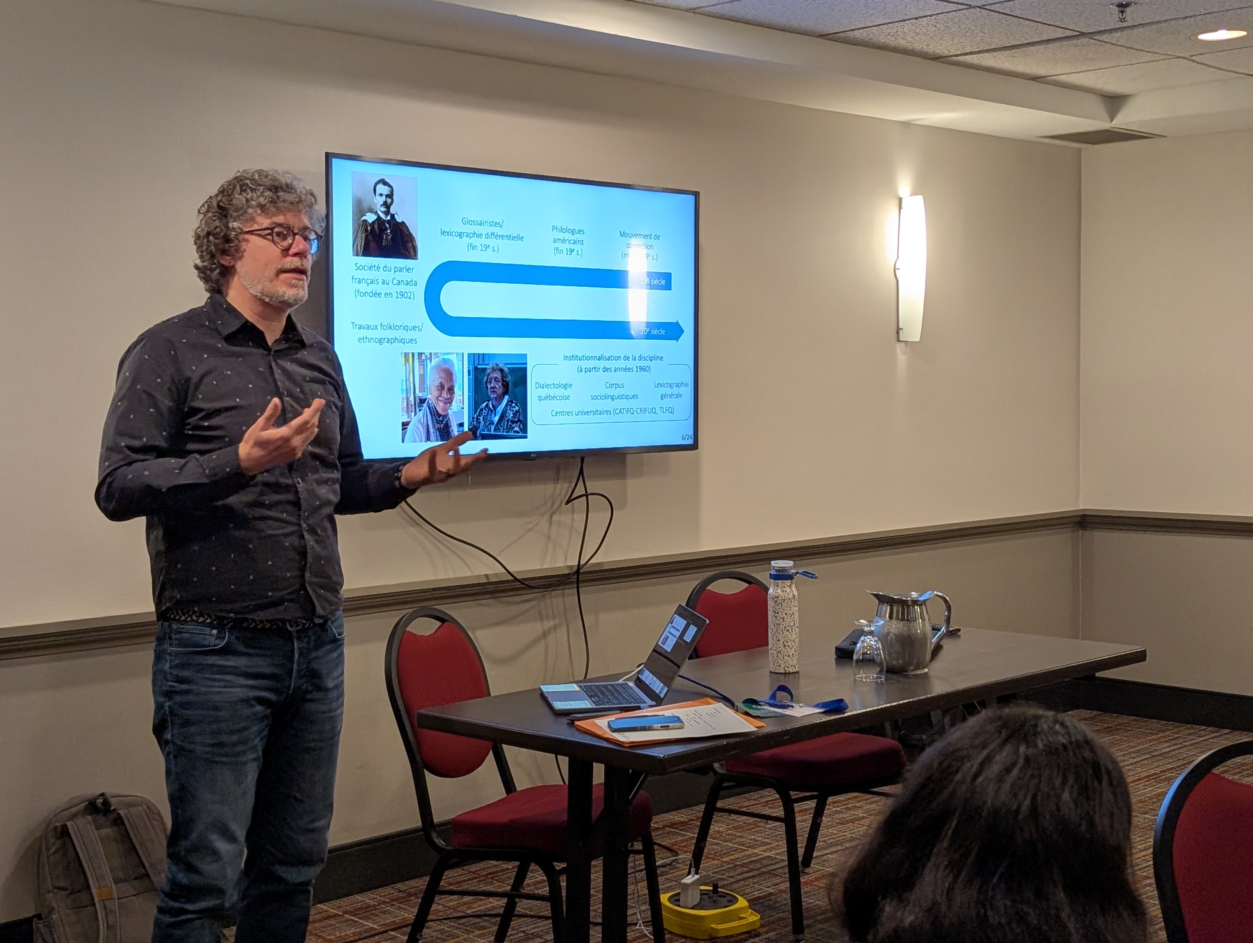 Photo prise lors de la présentation du FDLQ donnée par le responsable du projet, Wim Remysen